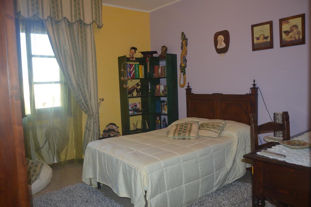 B&B Fra E Fe Arborea Rum bild