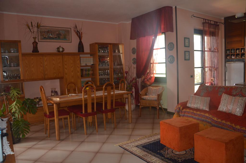 B&B Fra E Fe Arborea Exteriör bild